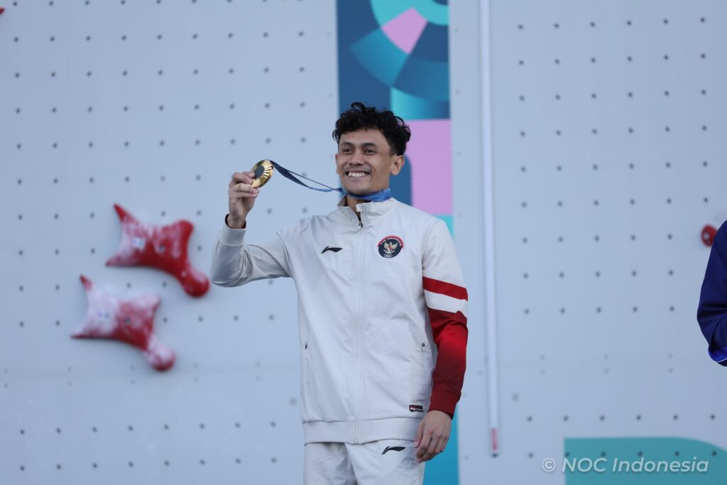 Medali Emas Indonesia Pertama olimpiade Paris Tahun 2024 Veddriq Leonardo